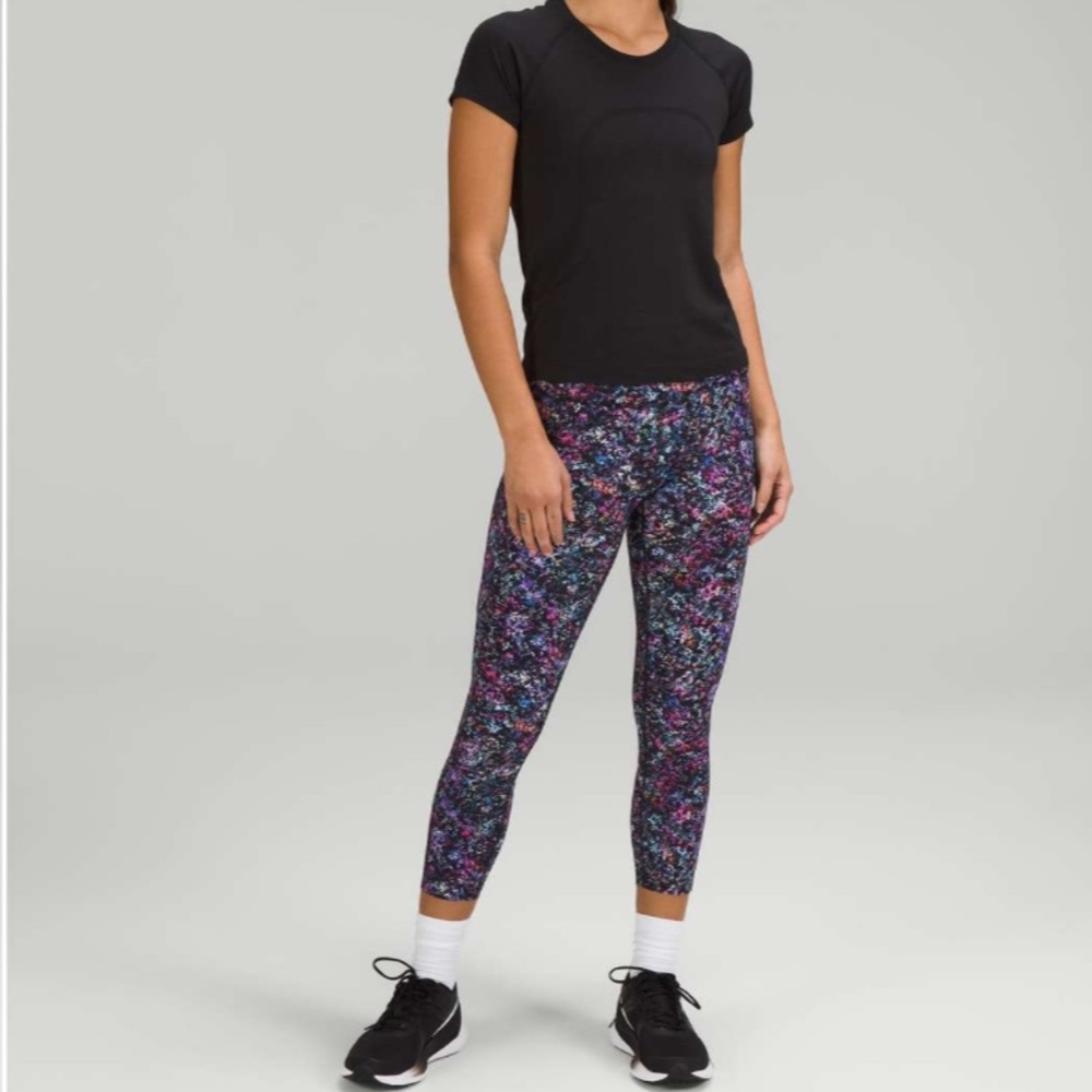 Lululemon Fast and Free High-Rise Crop 23" Floral Spray Multi Size 4 - Picture 2 of 9